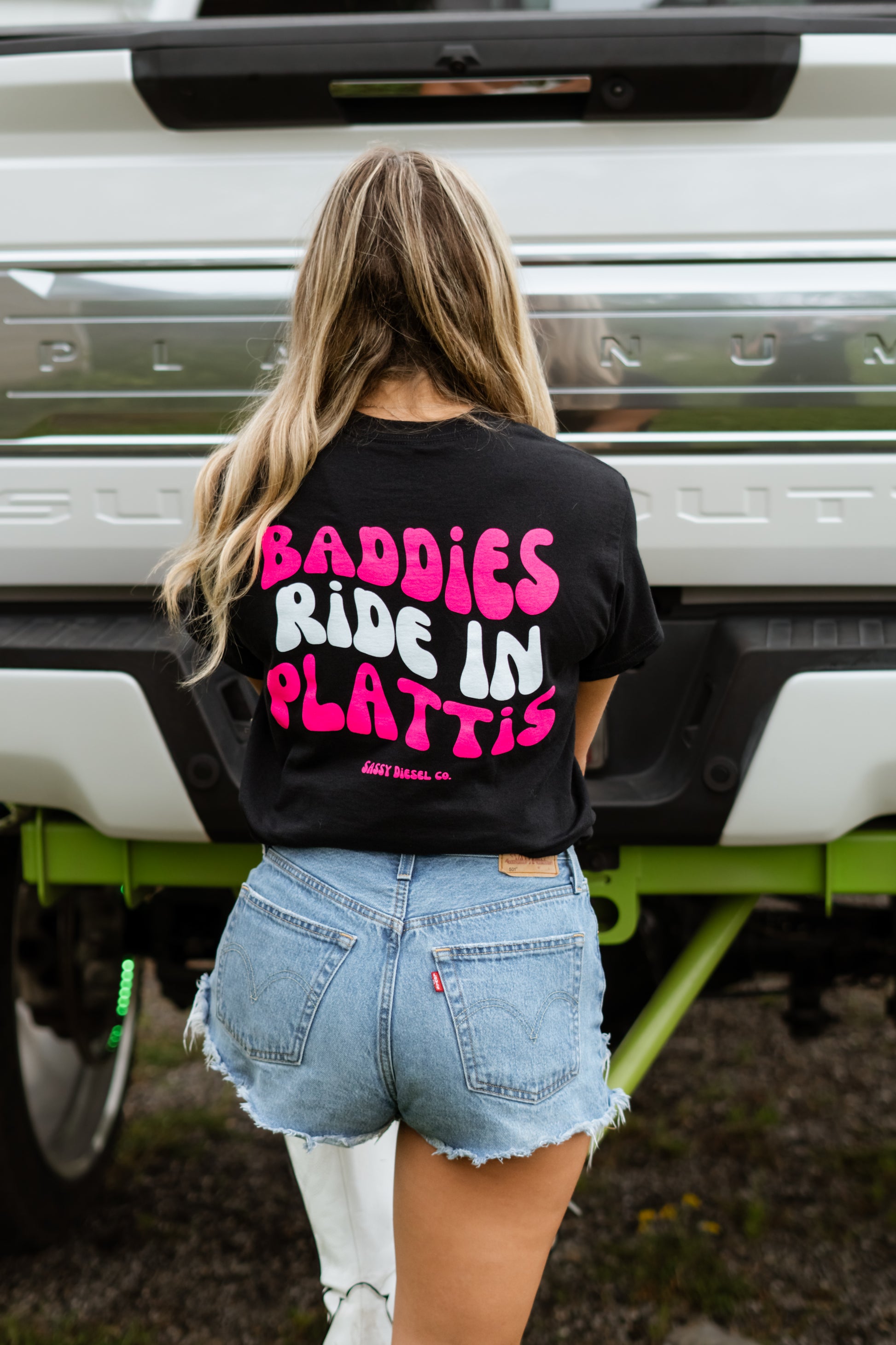Baddies Ride In Platis